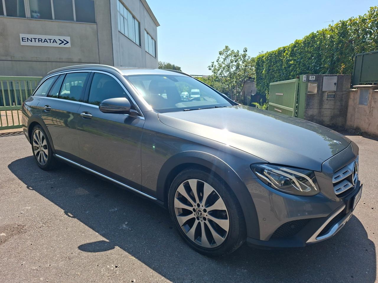 Mercedes-Benz E 220 ALL-TERRAIN 4MATIC