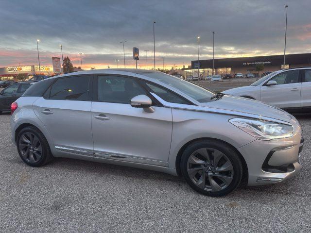 DS AUTOMOBILES DS 5 2.0 HDi 160 aut. Sport Chic