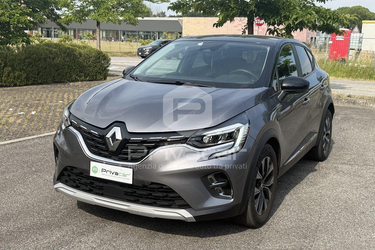 RENAULT Captur Blue dCi 115 CV EDC Intens