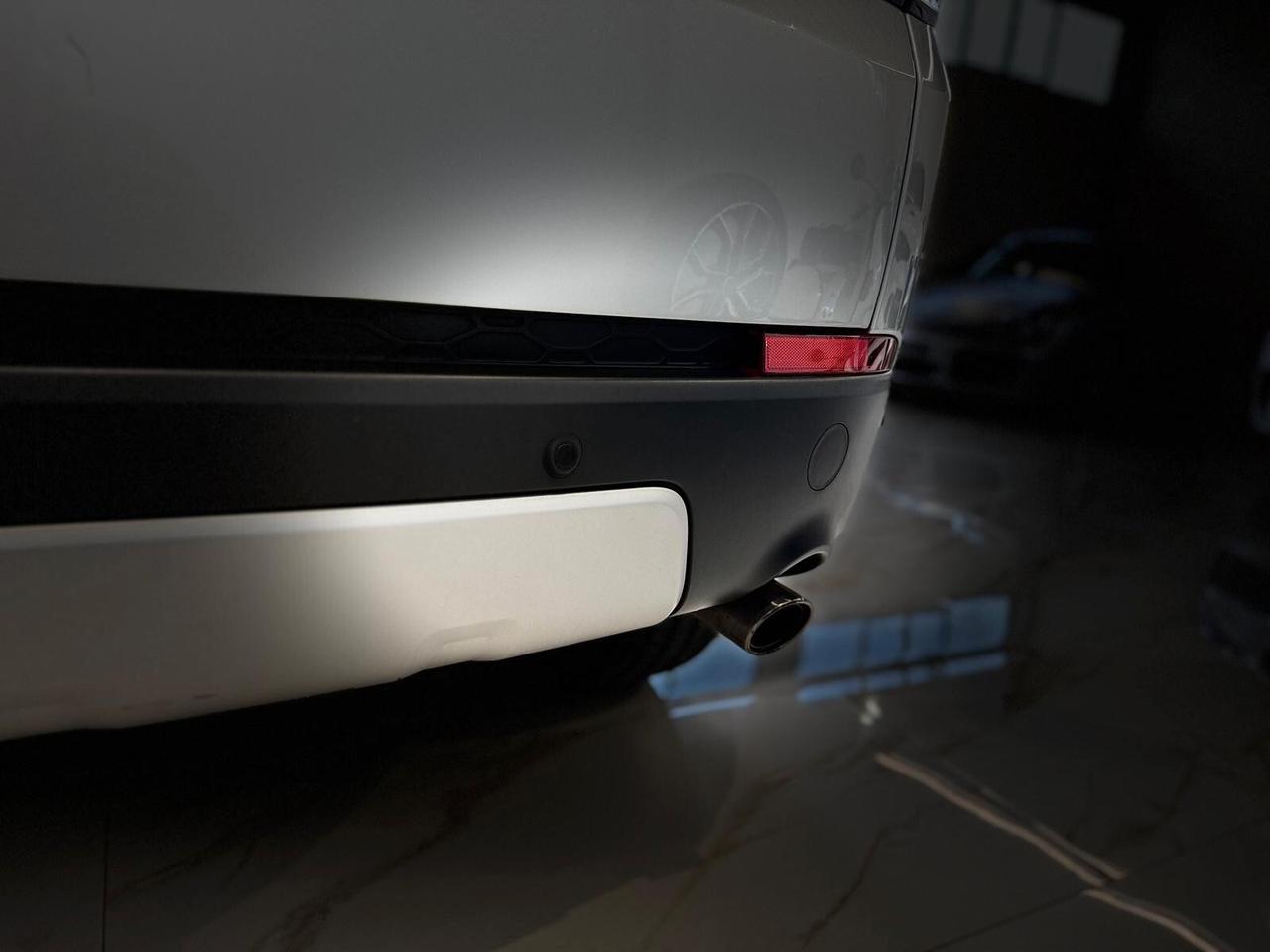 Land Rover Discovery Sport 2.0 TD4 180 CV HSE