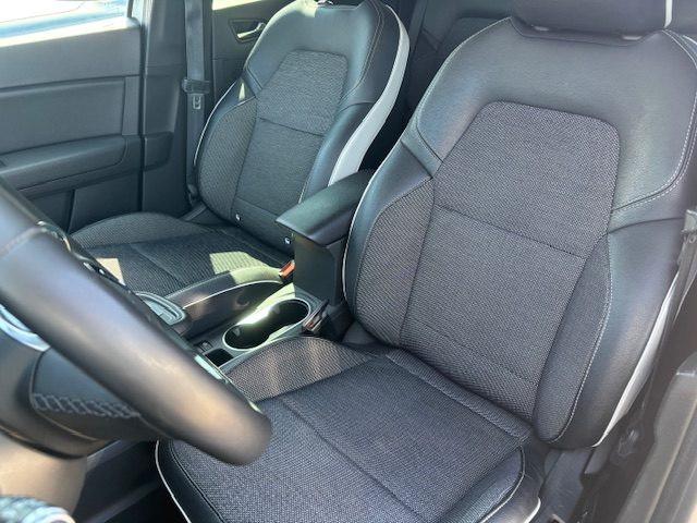 RENAULT Captur Plug-in Hybrid E-Tech 160 CV Intens