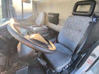 AUTOCARRO RENAULT V I 22AXA8 CASSONATO CON Gru