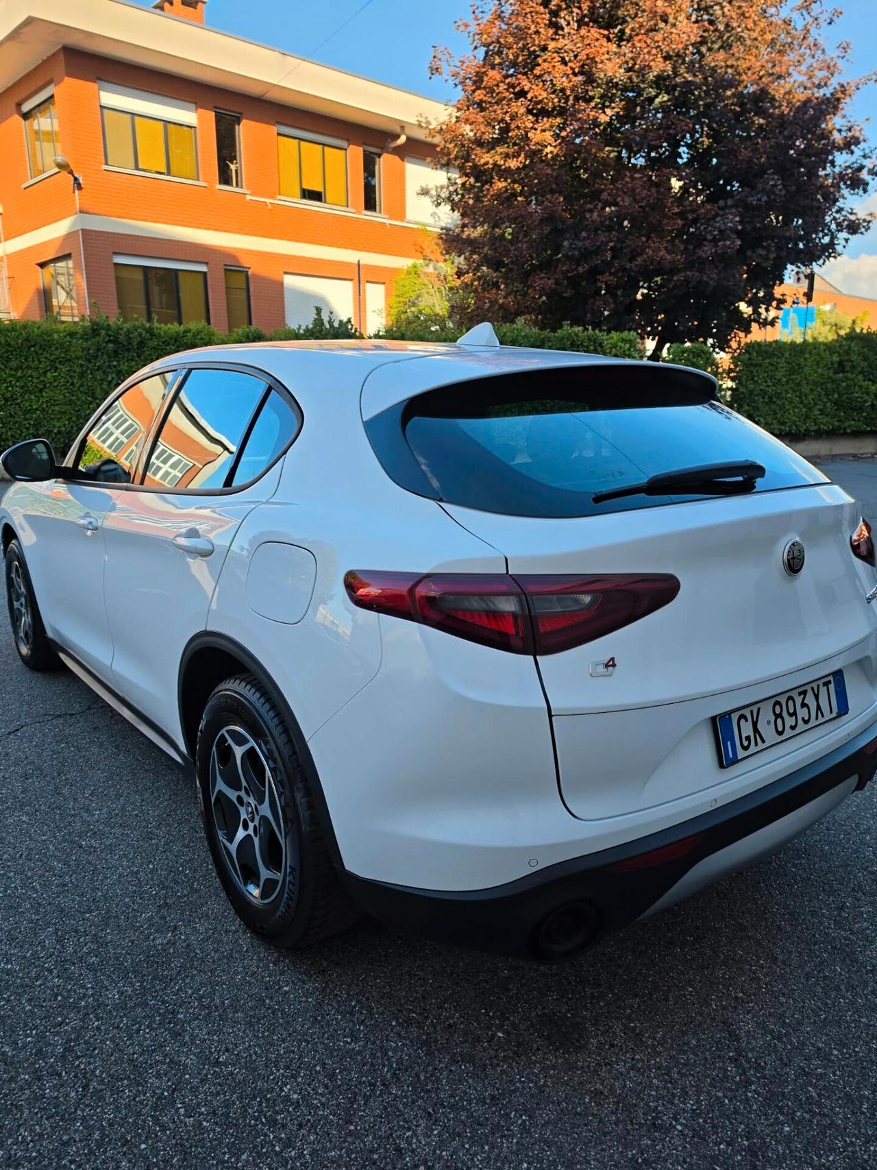 Alfa Romeo Stelvio 2.2 Turbodiesel 190 CV AT8 Q4 Business iva esposta