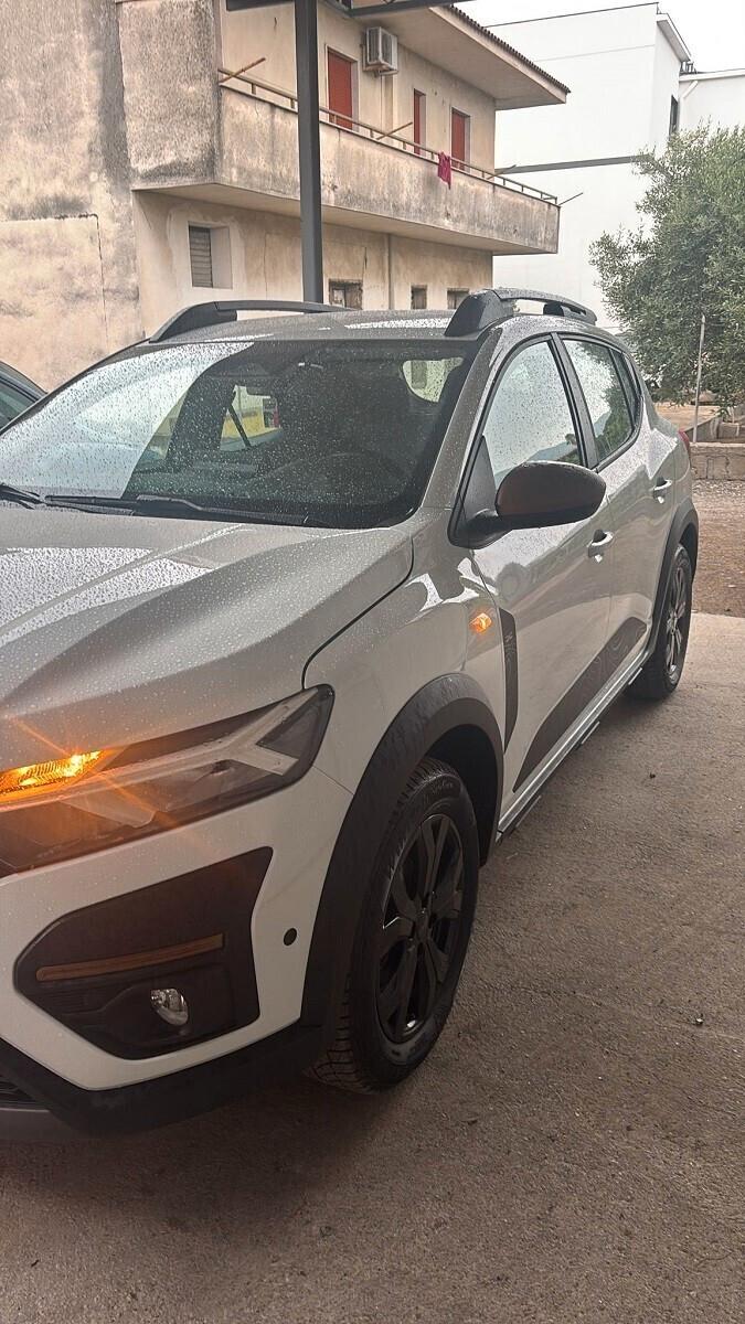 Dacia Sandero Stepway 1.0 TCe ECO-G Extreme Up