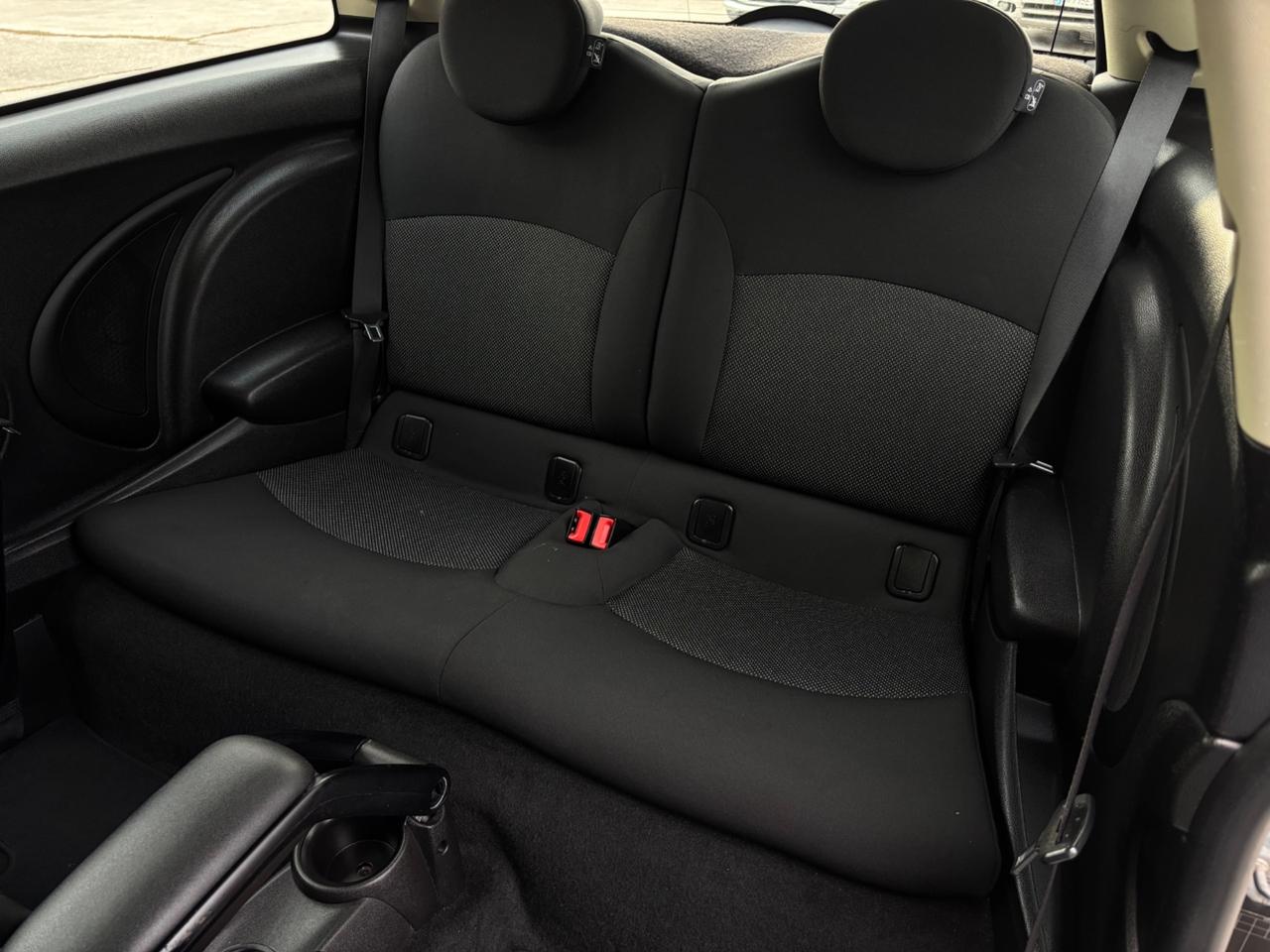 Mini One D. 1.6d. Neopatentati. Garanzia 12 mesi