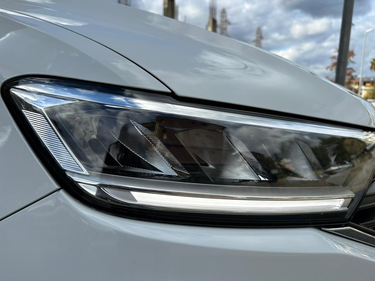 Volkswagen T-Roc 1.0 TSI Style 110cv