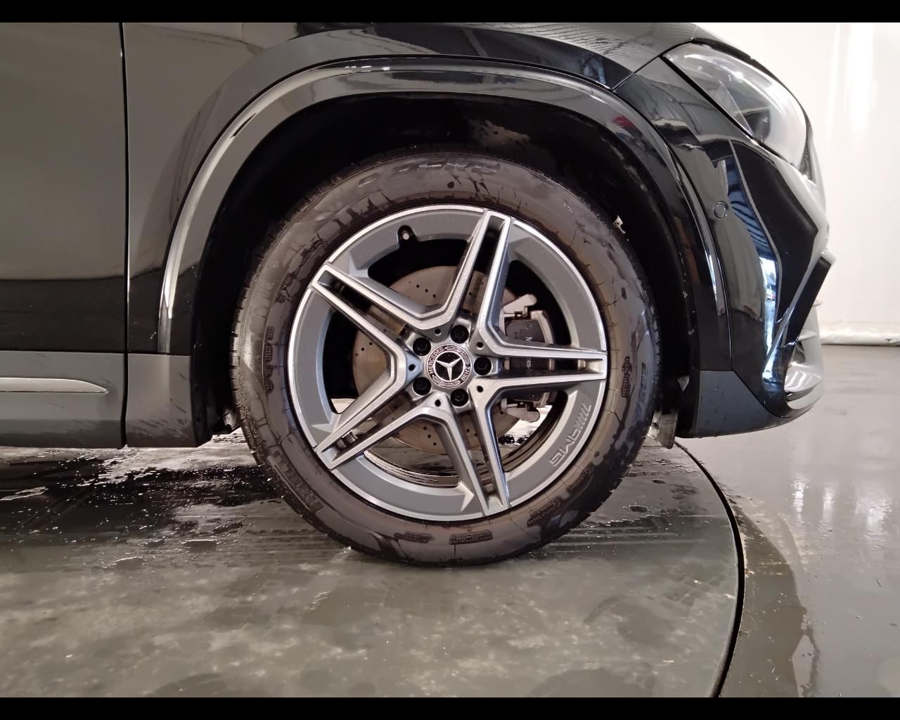 Mercedes-Benz GLA-H247 2023 - GLA 180 d AMG Line Advanced Plus auto