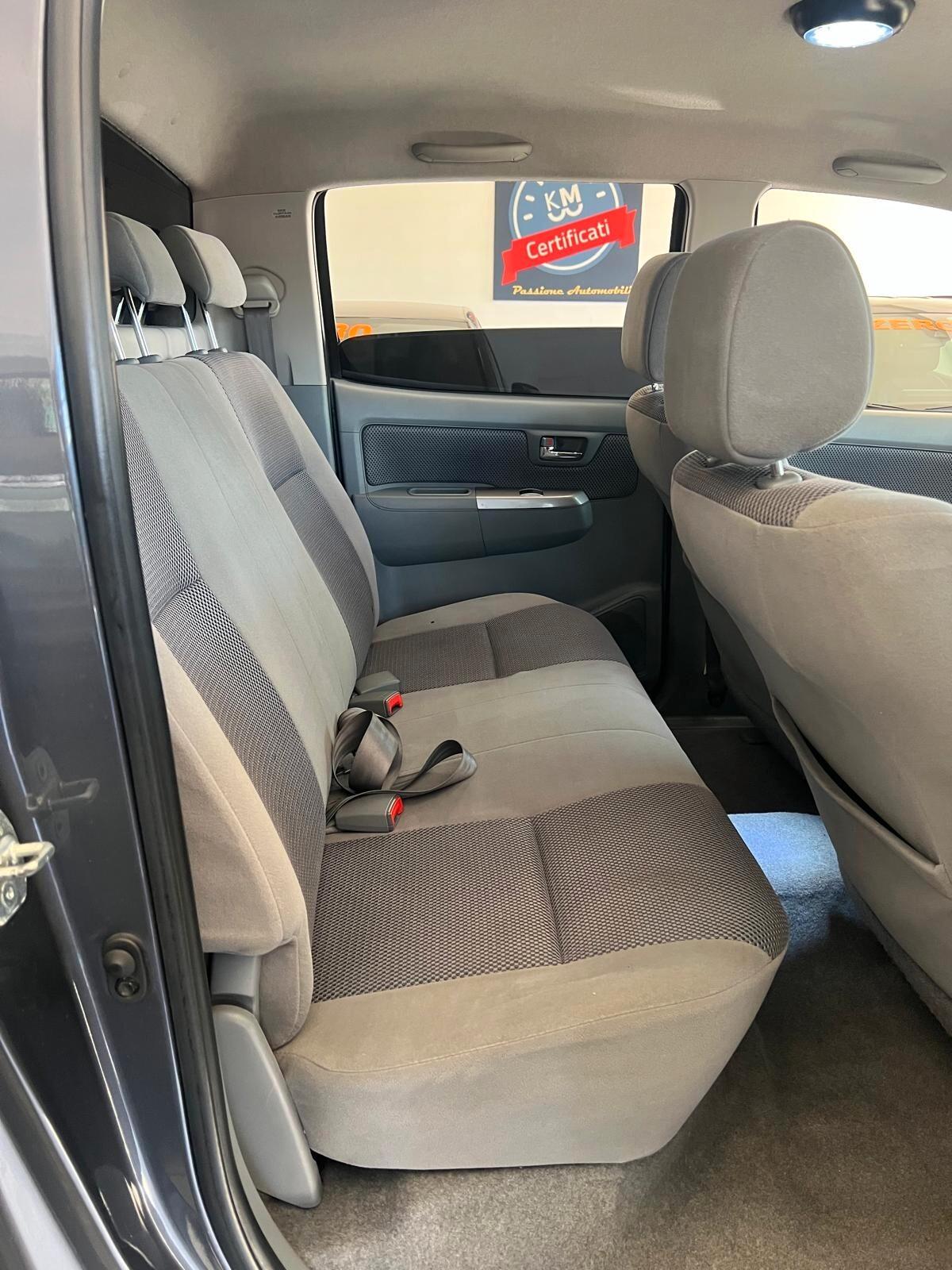 Toyota Hilux 3.0 D-4D aut.4WD 4p. DC Stylex