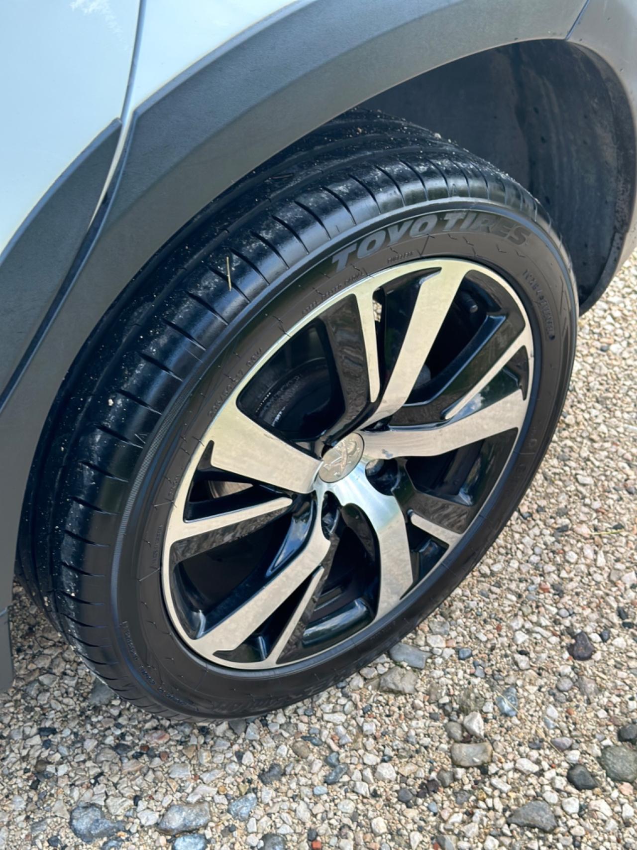 Peugeot 2008 BLUEHDi 100 ALLURE KMCERT GARANZ UNICOPR