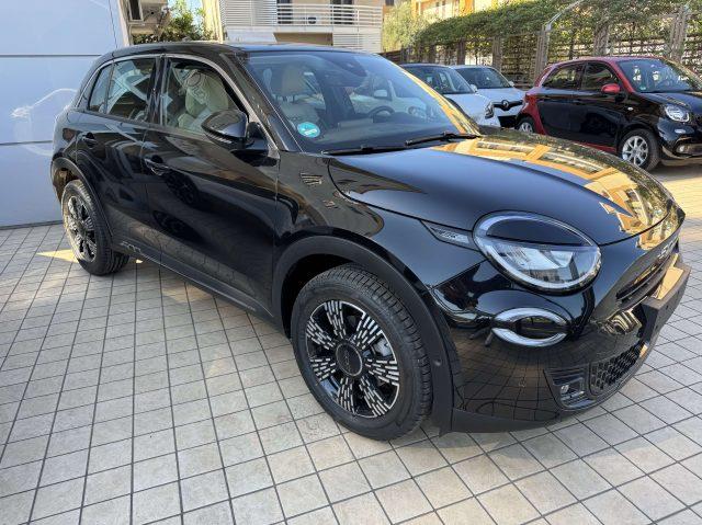 FIAT 600 1.2 hybrid 110cv auto