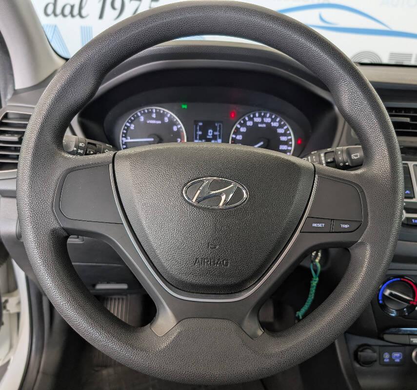 Hyundai i20 1.2 Classic econext 75cv 5p
