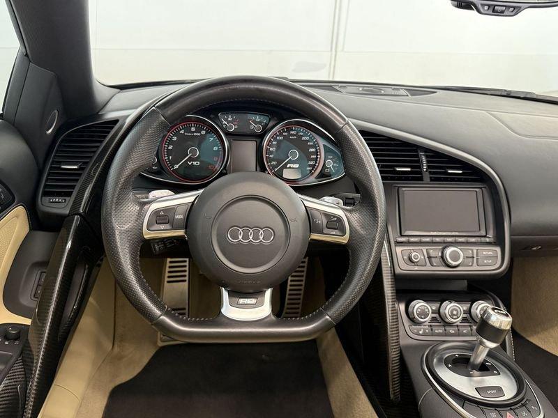 Audi R8 R8 Spyder 5.2 V10 FSI quattro R tronic