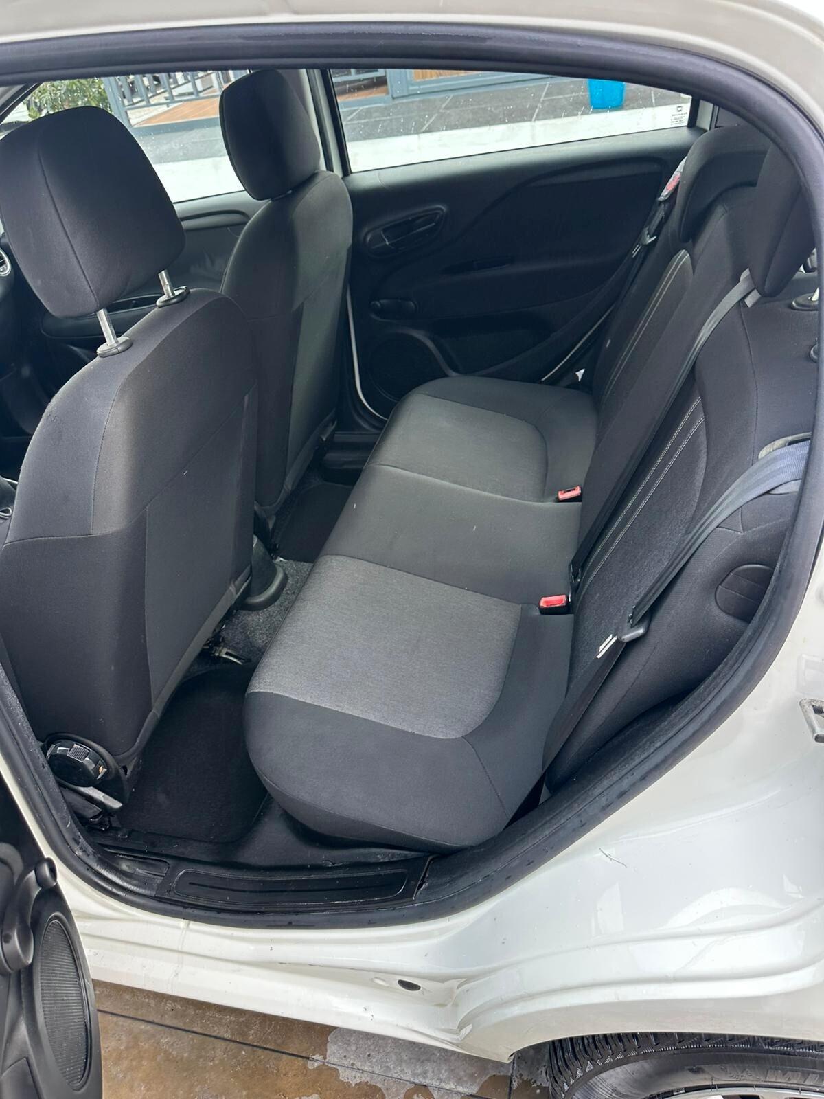 Fiat Punto 1.4 8V 5 porte Natural Power Lounge