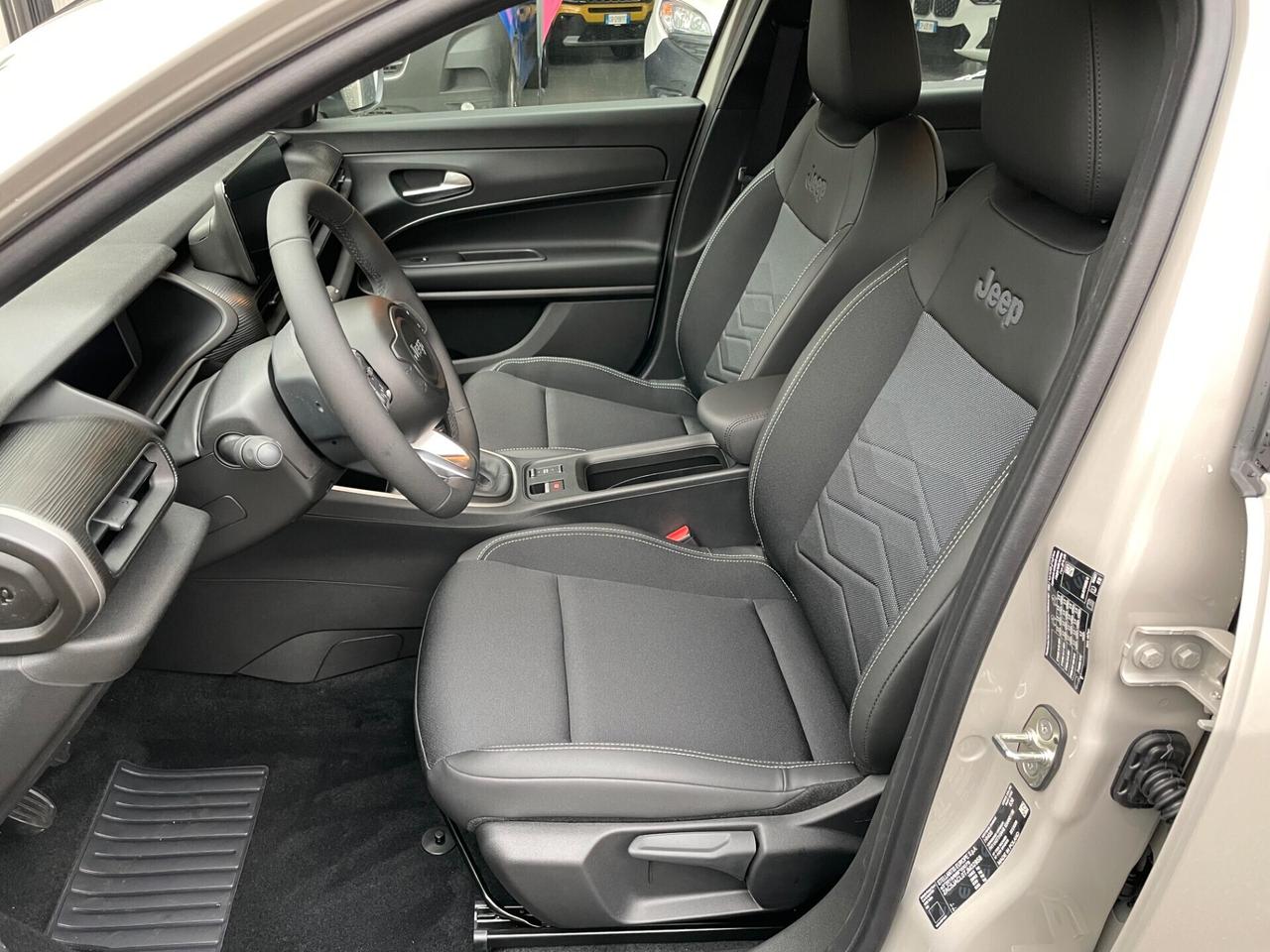 Jeep Avenger 1.2 Turbo 100 CV MHEV Altitude