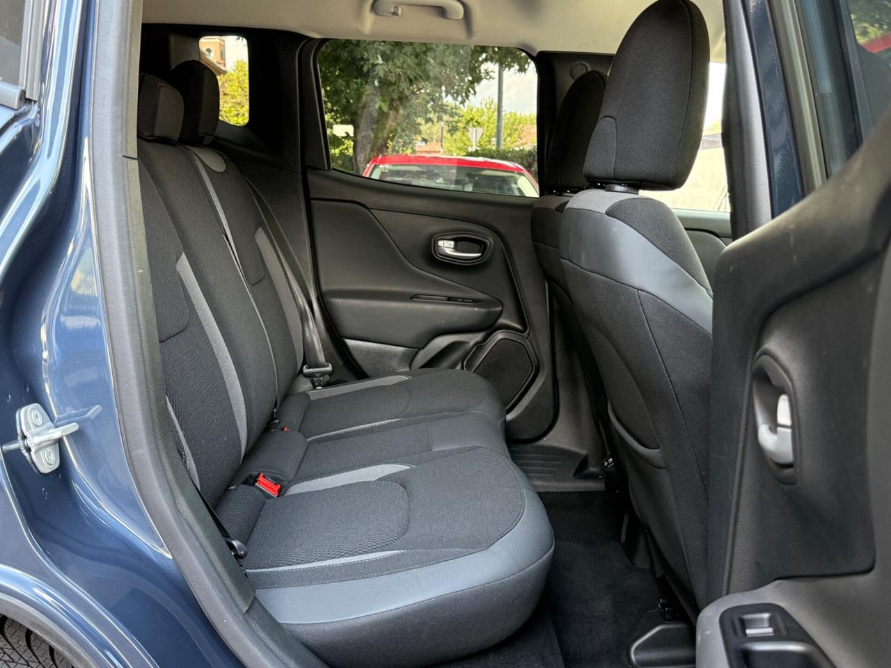 Jeep Renegade 1.5 Turbo T4 MHEV Limited