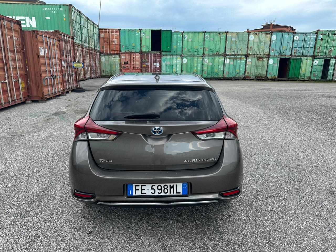 Toyota Auris 1.8 Hybrid Lounge ibrida leggi bene