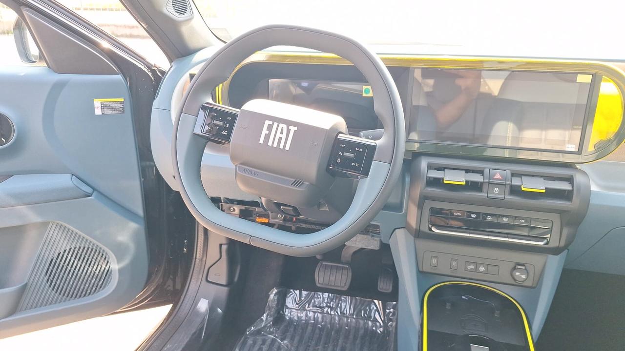Fiat Grande Panda 1.2 Hybrid 110 CV S&S La Prima UFFICIALE!!!
