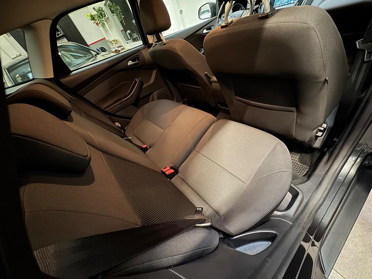 Ford Focus 2.0 TDCi 150 CV Start&Stop Powershift SW Titanium X