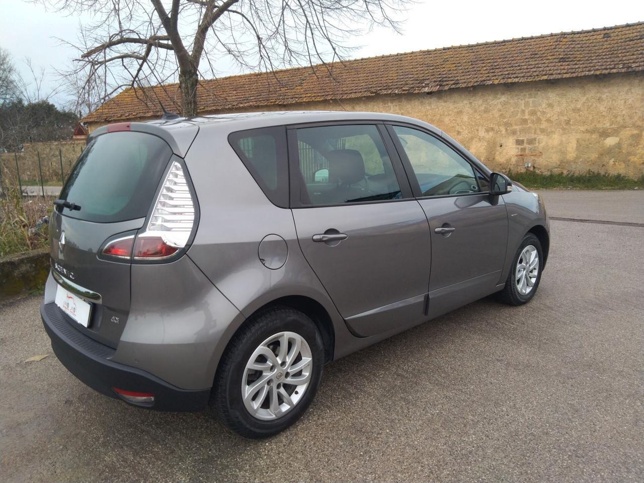 Renault Scenic Scénic XMod dCi 110 CV Start&Stop Energy Limited