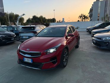 KIA XCEED 1.6 DIESEL MHEV STYLE RETROCAMERA