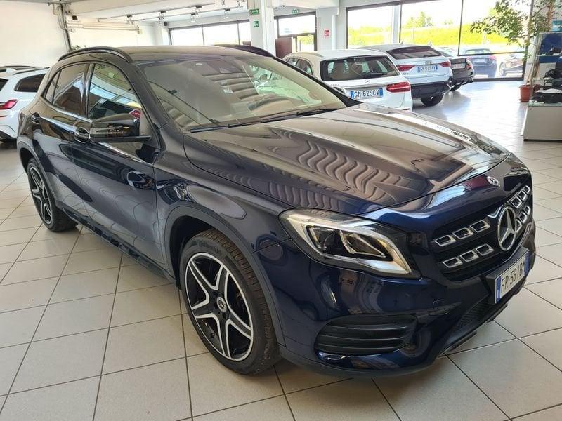 Mercedes-Benz GLA GLA 200 d Automatic 4Matic Premium!CARPLAY!PDC!LED!NAVI!