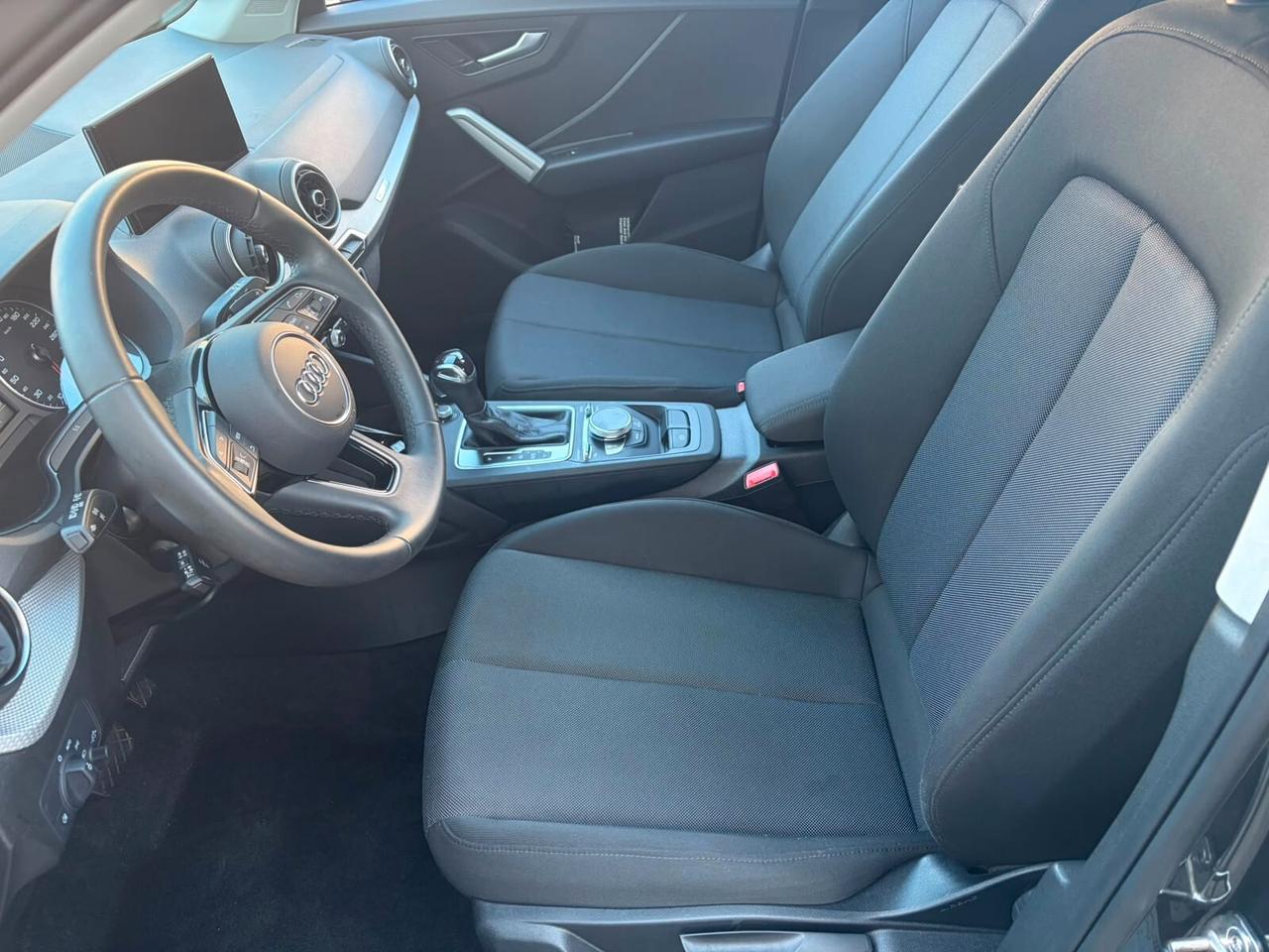 Audi Q2 35 TDI quattro S tronic Business*CLIMA*CERCHI