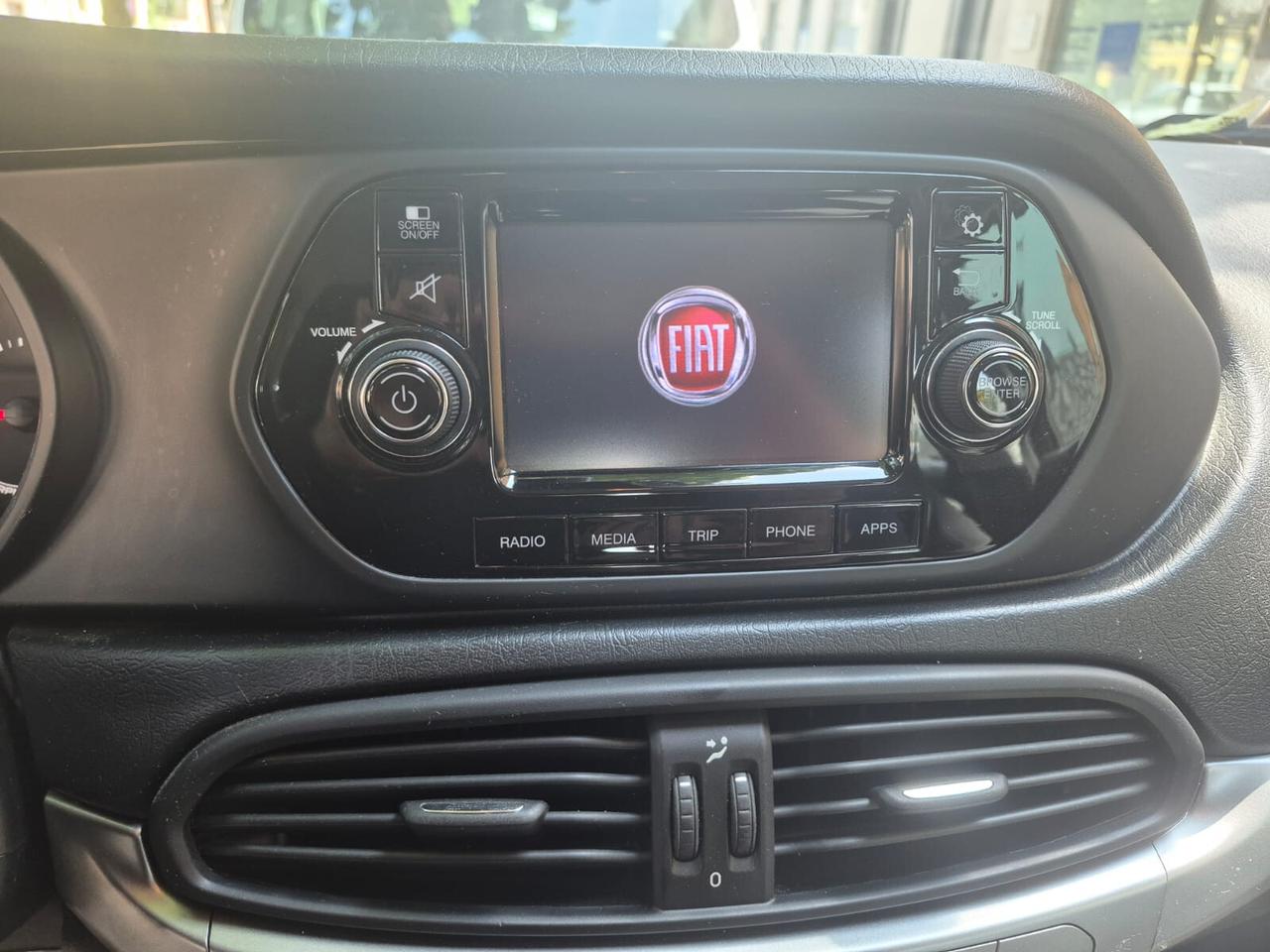 Fiat Tipo 1.4 5 porte Easy *SOLO 57.000KM*