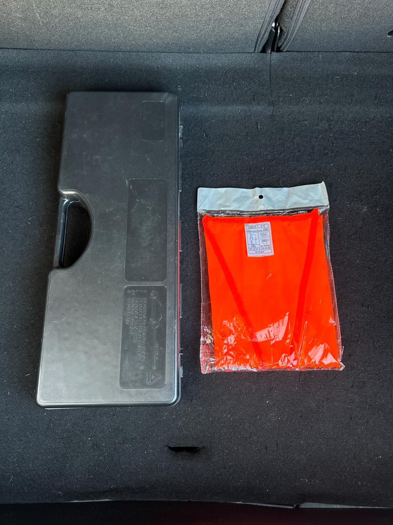 Peugeot 208 1.2 5p 61 kW E6 *Cinghia sost. 80k km*