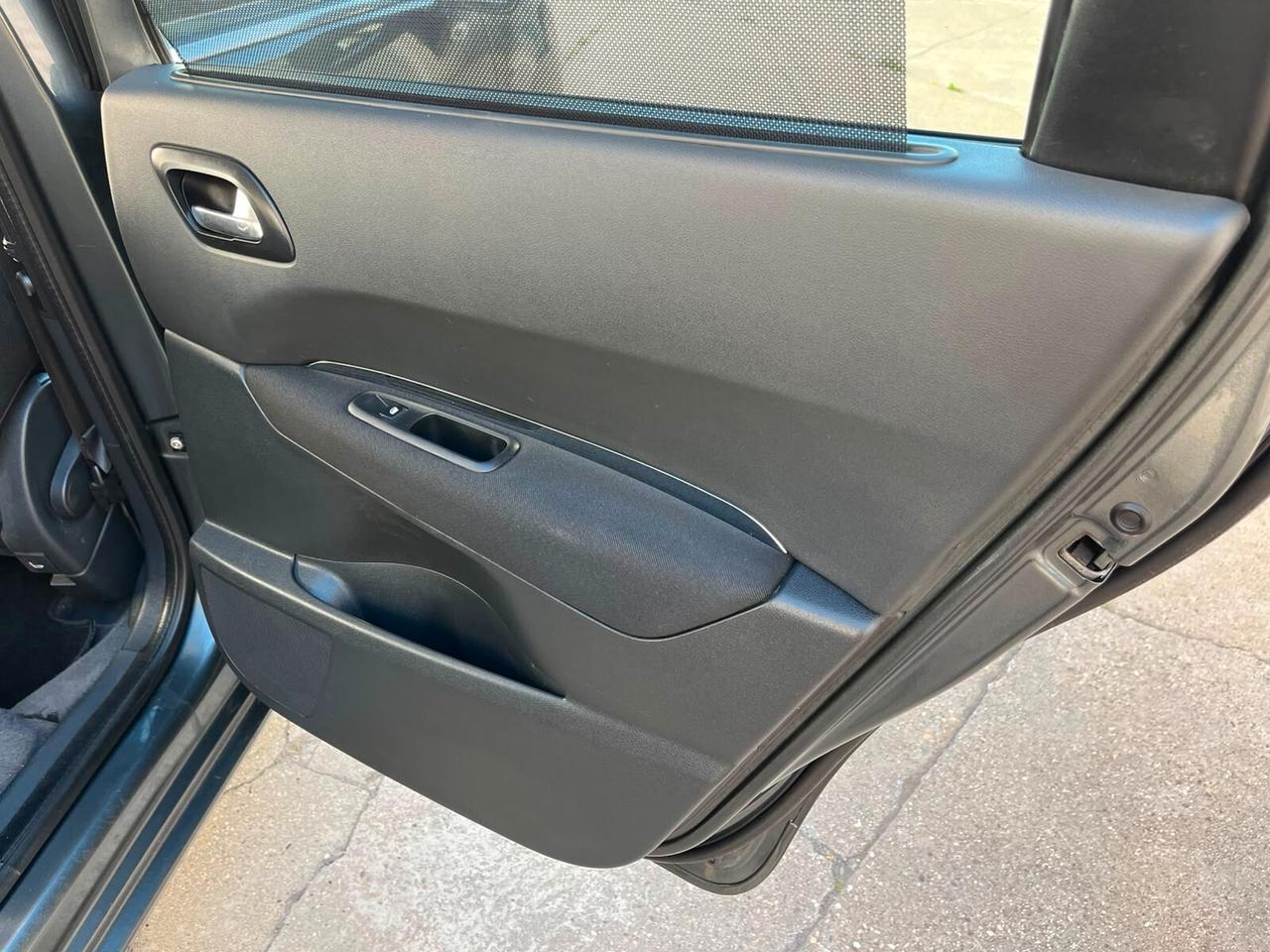 Peugeot 5008 1.6 VTi 120CV Tecno 7 POSTI