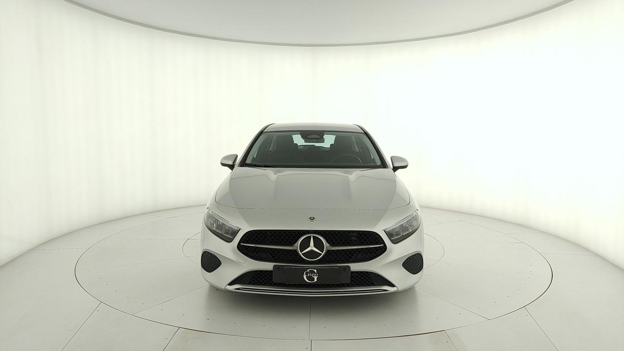 Mercedes-Benz A 180 d Progressive Advanced auto