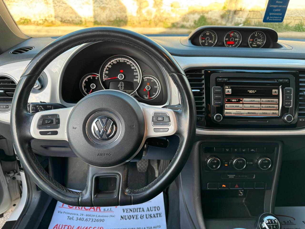 Volkswagen Maggiolino 1.6 TDI Design 105CV 2012