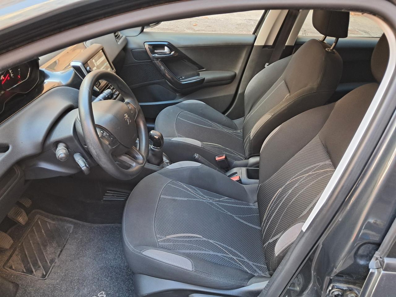 Peugeot 208 1.4 HDi 68 CV 5 porte Active