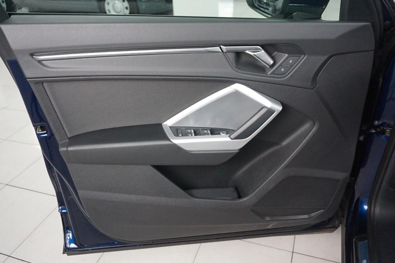 Audi Q3 35 TDI S tronic Business Advanced