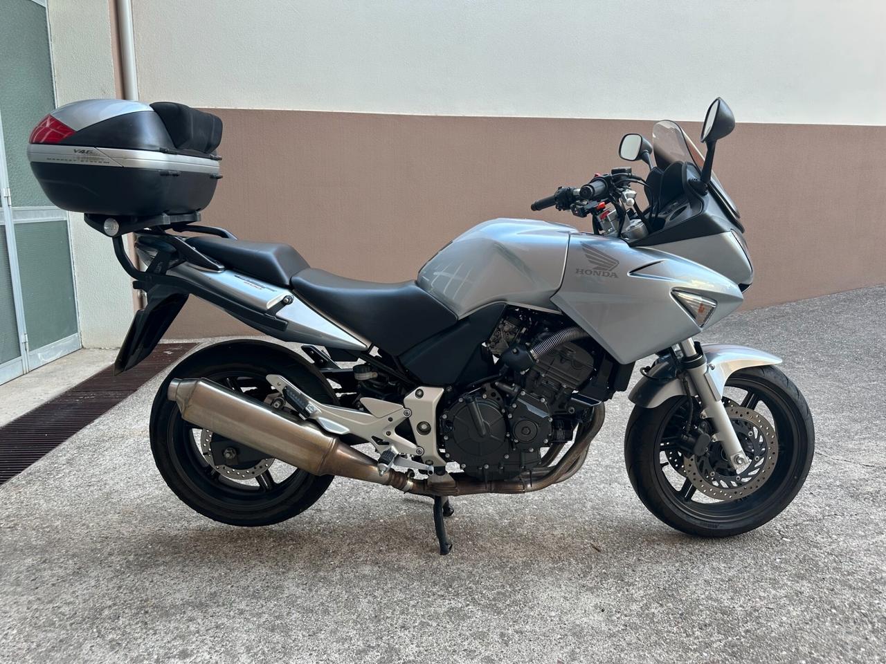 Honda CBF 600
