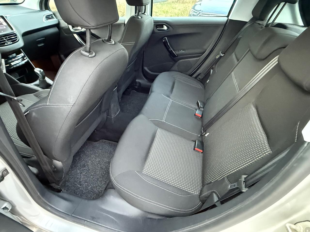 Peugeot 208 PureTech 82 5 porte Access