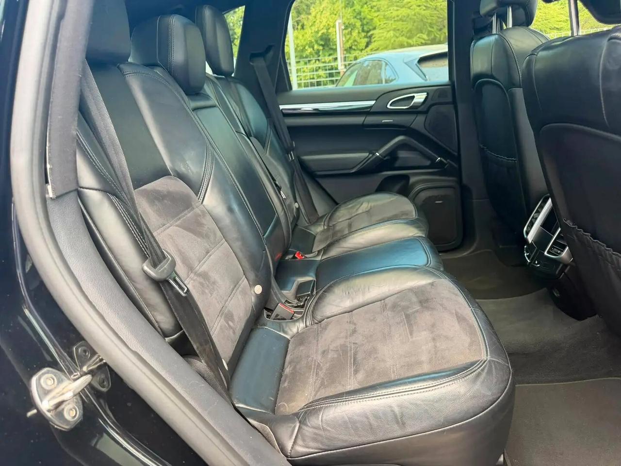Porsche Cayenne 3.0 Diesel Platinum Edition