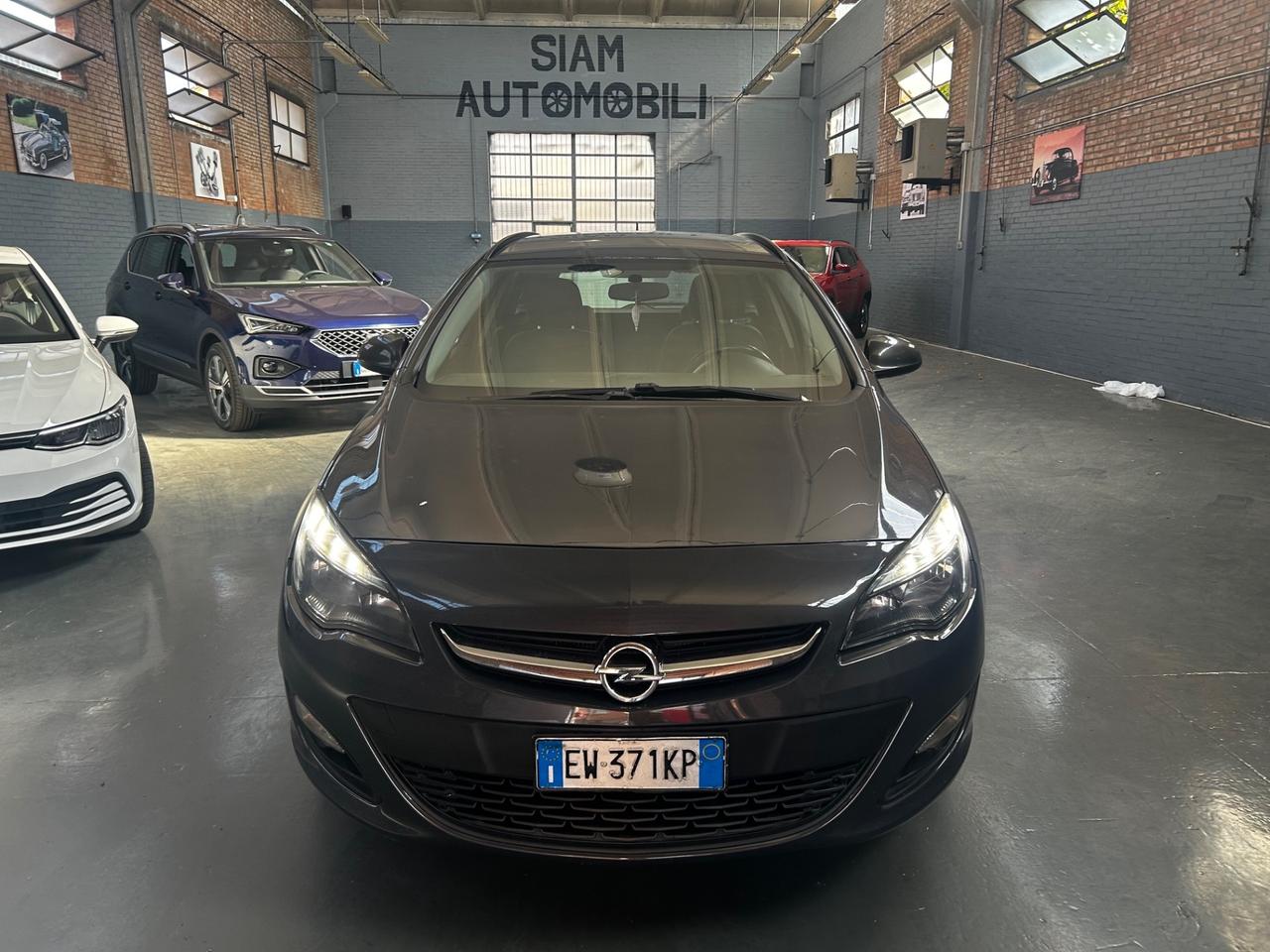 Opel Astra 1.7 CDTI 110CV Sports Tourer Cosmo