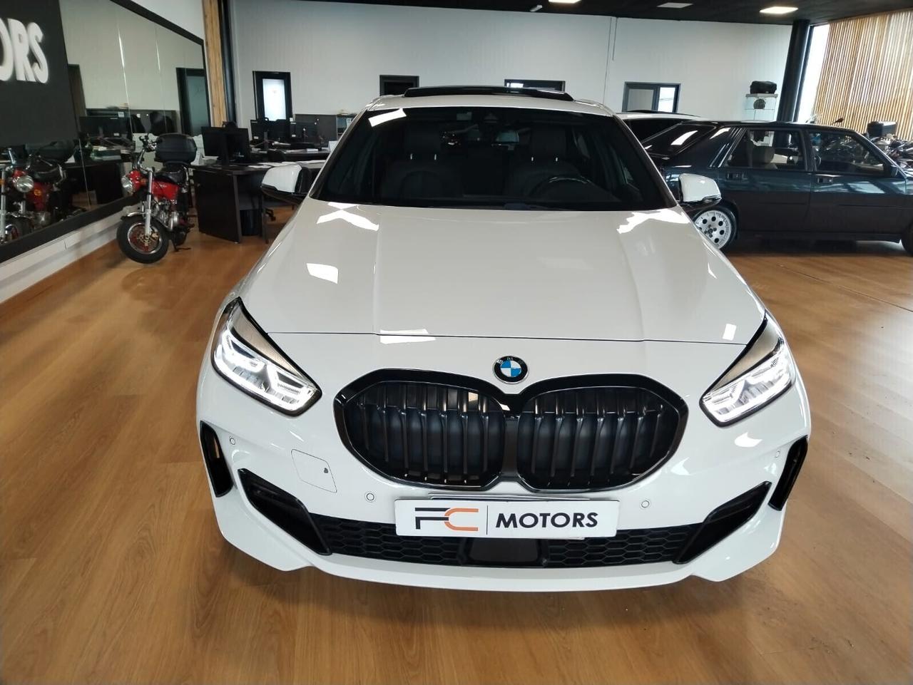 Bmw 120 120d xDrive 5p. Msport