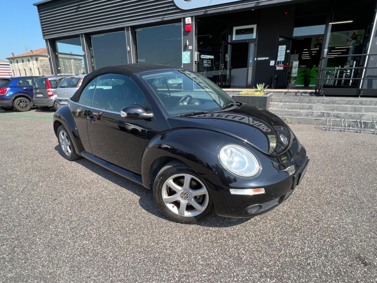 VOLKSWAGEN New Beetle 1.4 16V Cabrio FREESTYLE NEOPATENTATI