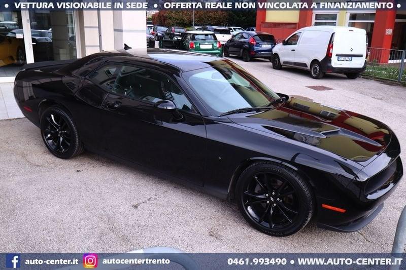 Dodge Challenger 3.6 V6 AT8 SXT *EUROPEA