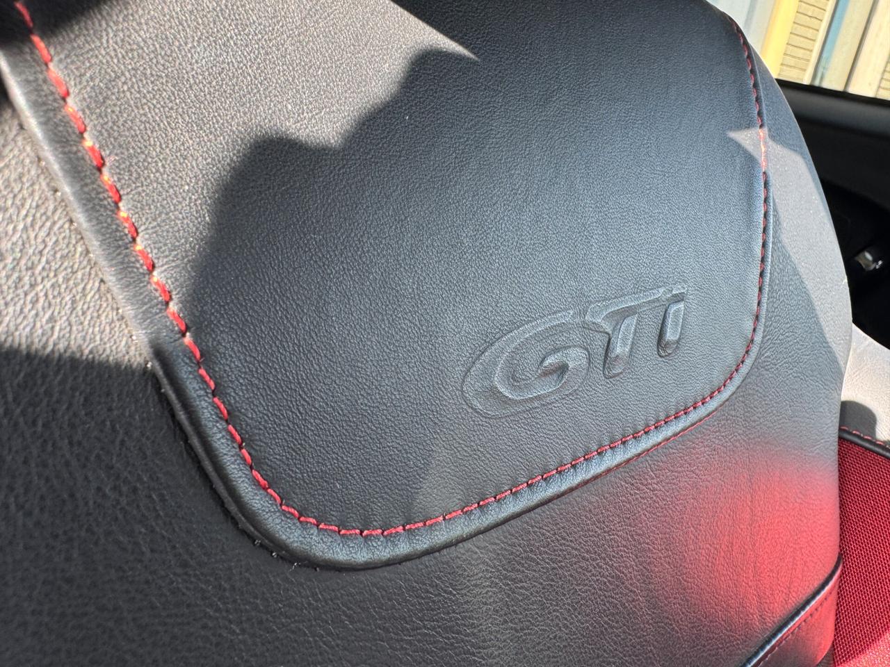 Peugeot 208 1.6 THP 200 CV 3 porte GTi