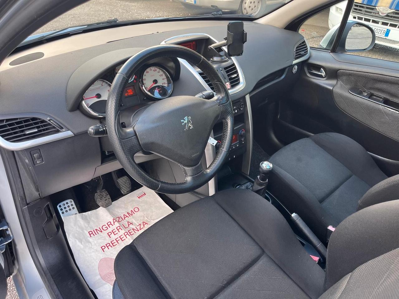 Peugeot 207 1.6 HDi TETTO PANORAMICO