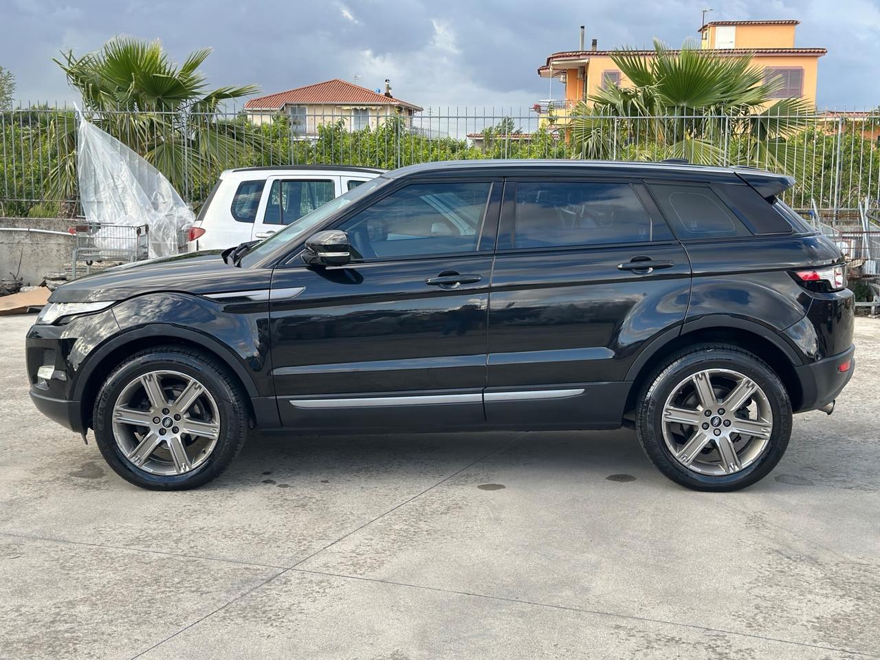 RANGE ROVER EVOQUE 2.2 TD4 150CV PRESTIGE BLACK