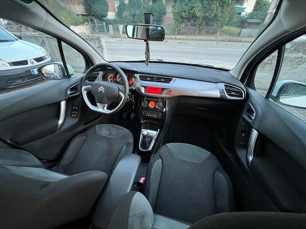 Citroen C3 1.4 Exclusive tettto panoramico ok neopatentati