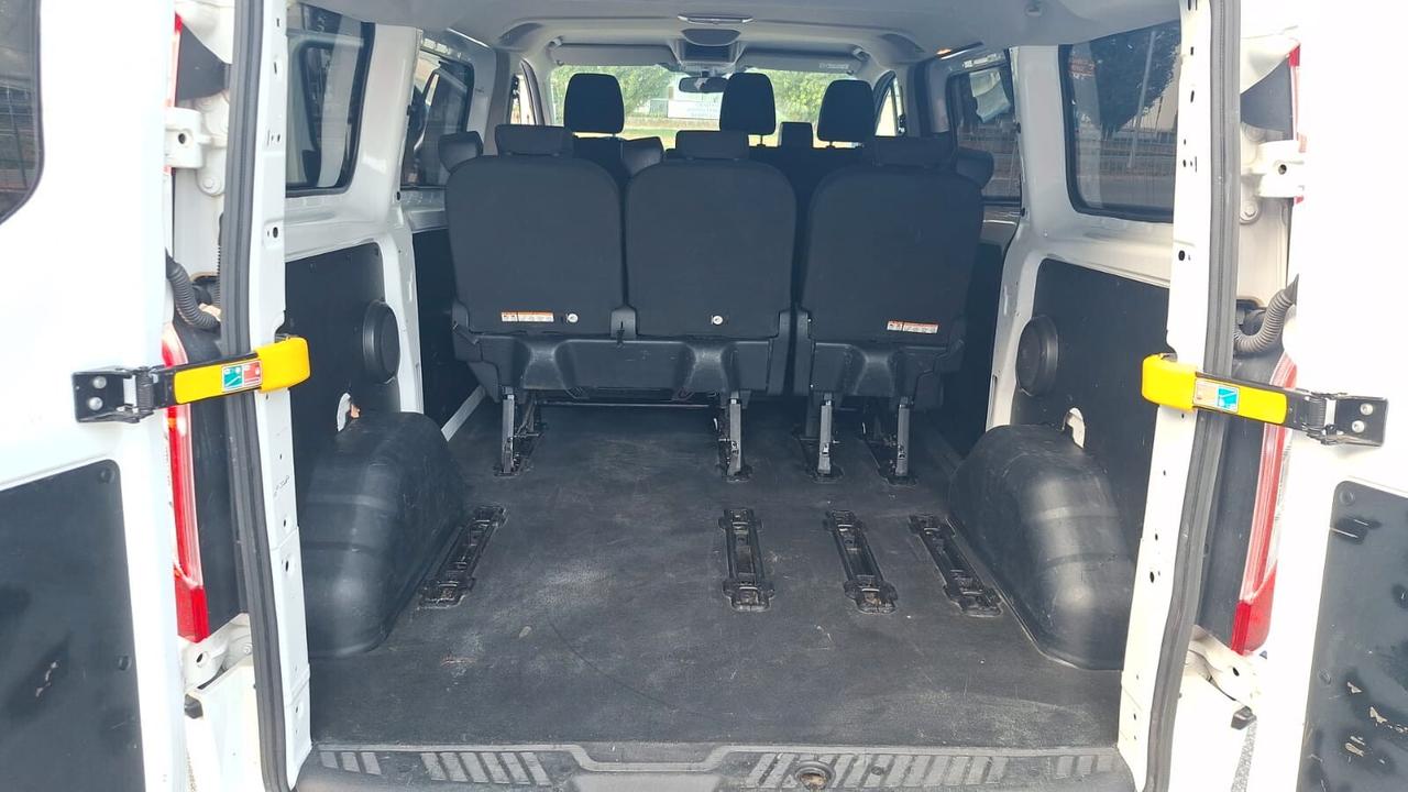 Ford TRANSIT CUSTOM 320 2.0 TDI 130CV TREND COMBI L1/H1