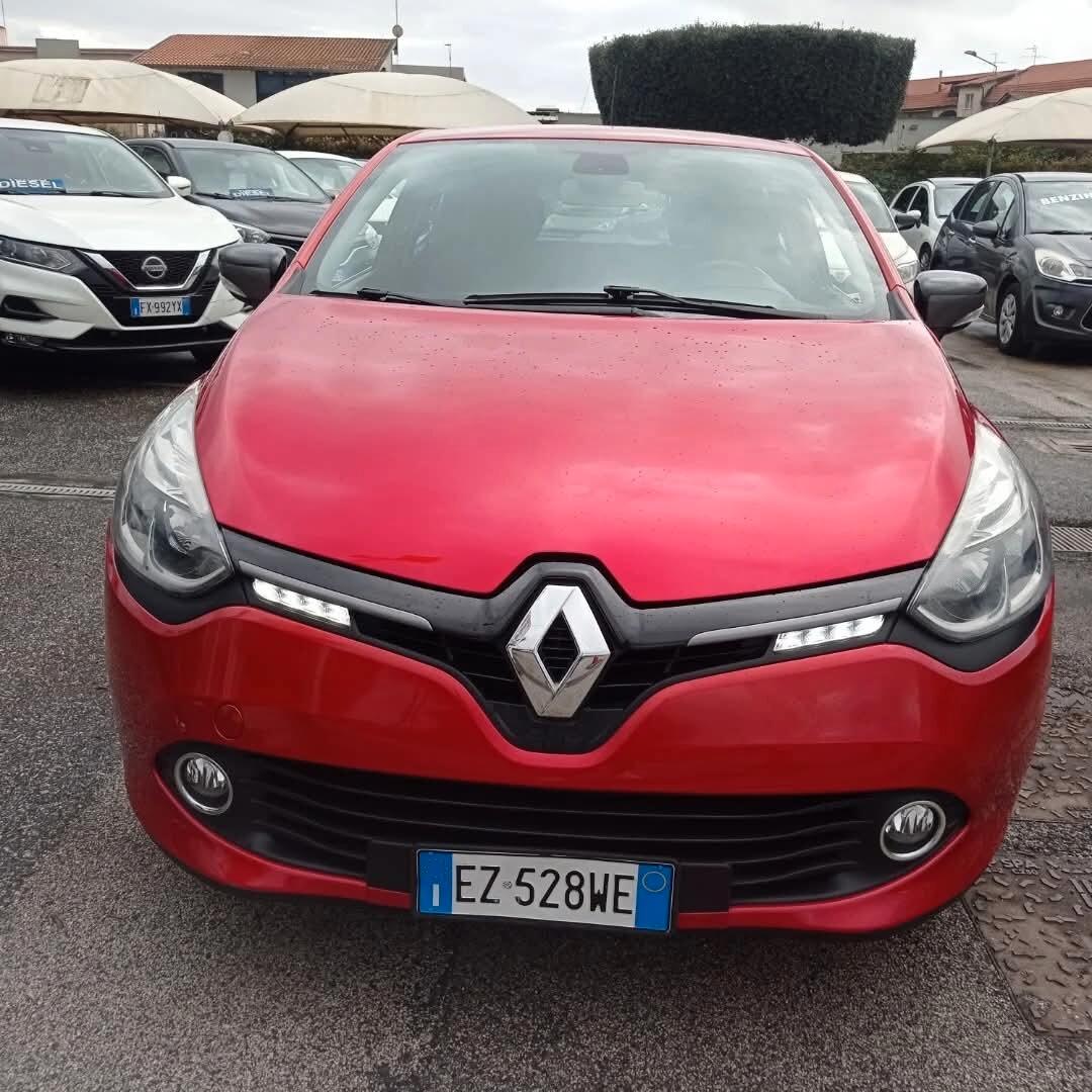 Renault Clio 1.5 dCi 90CV Costume National