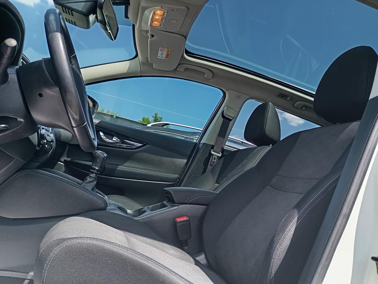 Nissan Qashqai 1.2 DIG-T N-Connecta