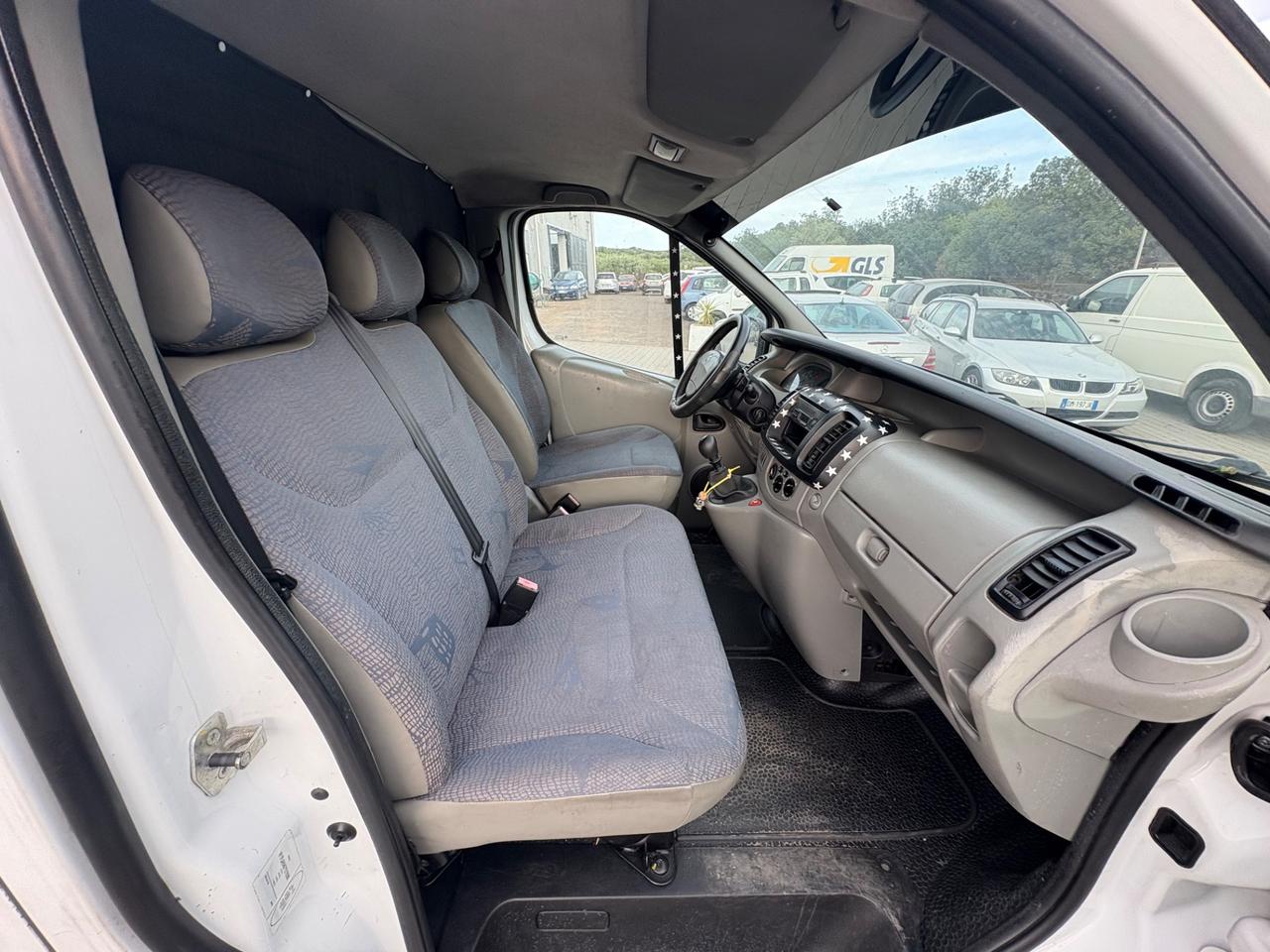 Renault Trafic 2.0 dci 130 cv PC-TN Furgone Generique