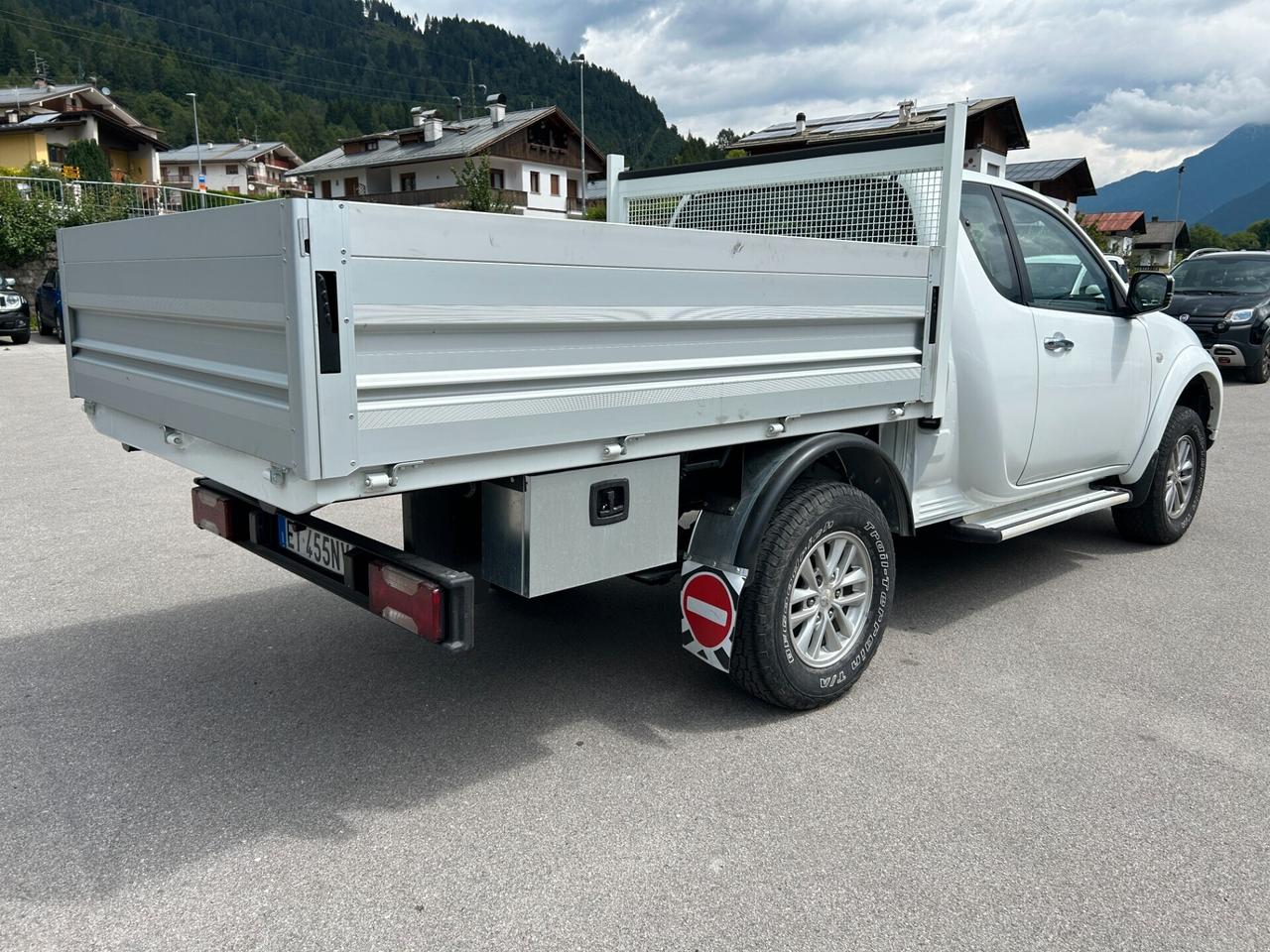 Mitsubishi L200 2.5 DI-D/178CV DC Intense Plus DPF
