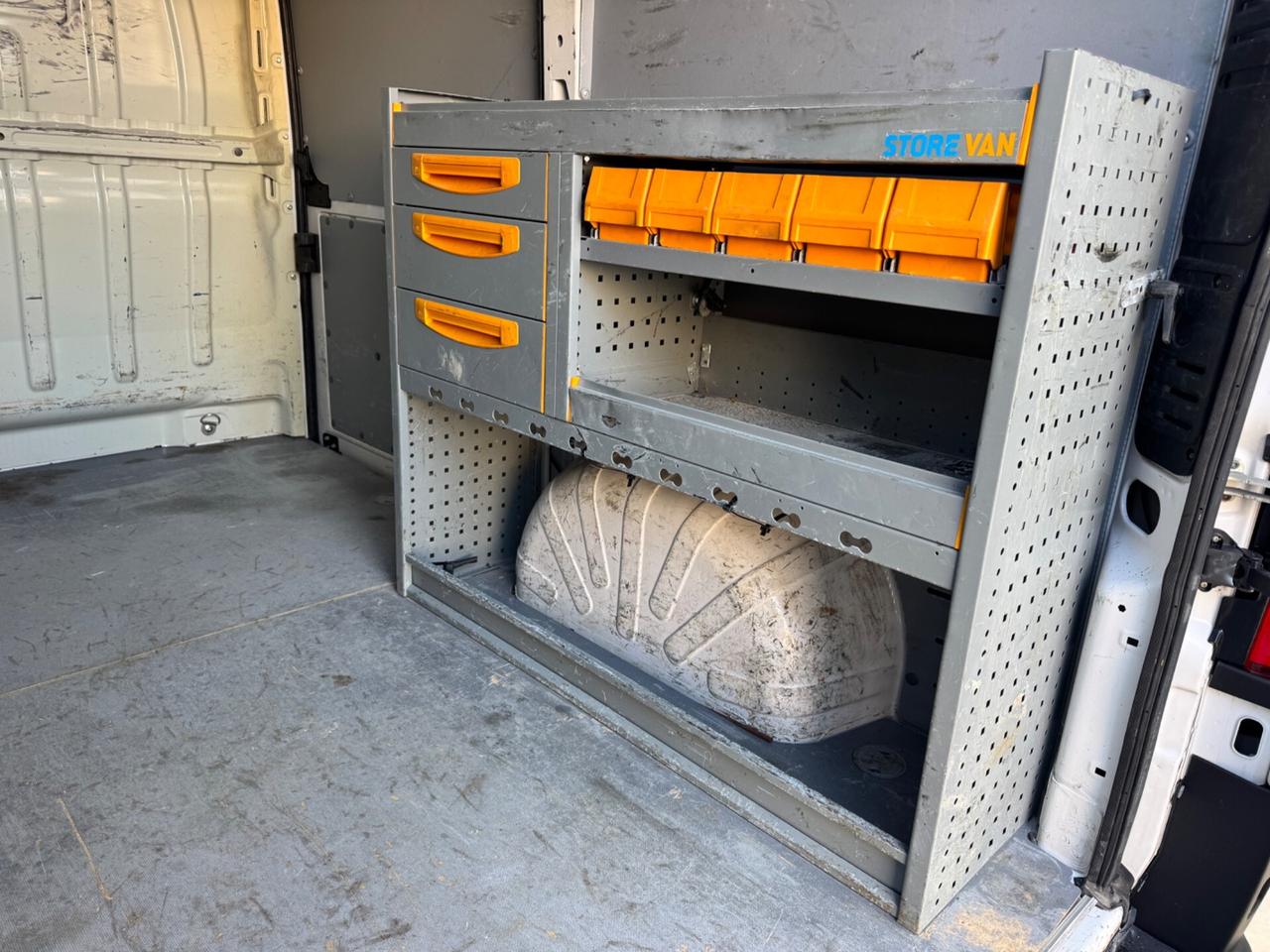 Ducato 30 2.3 MJT 120 CV CON PORTASCALE E SCAFFALATURA